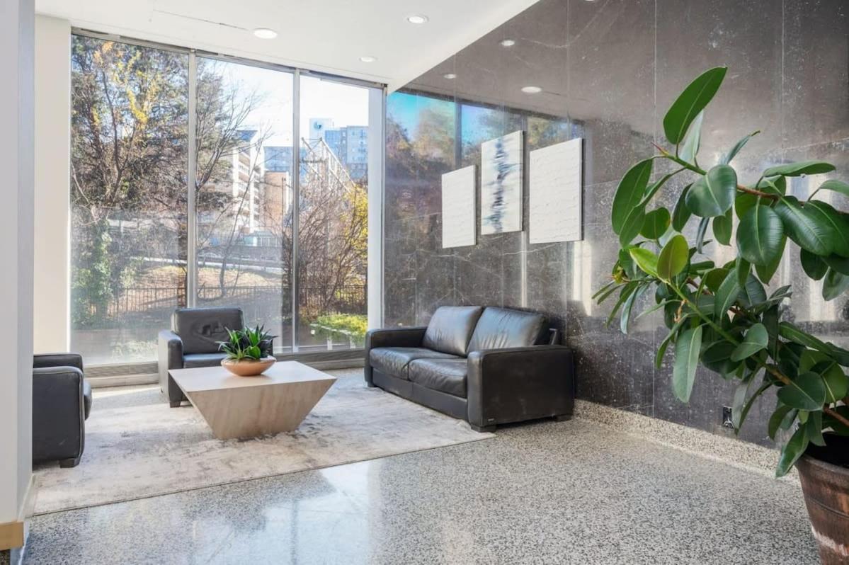 Downtown Atl Condo Onsite Parking King Bed & Bonus Room Lm1901 애틀랜타 외부 사진