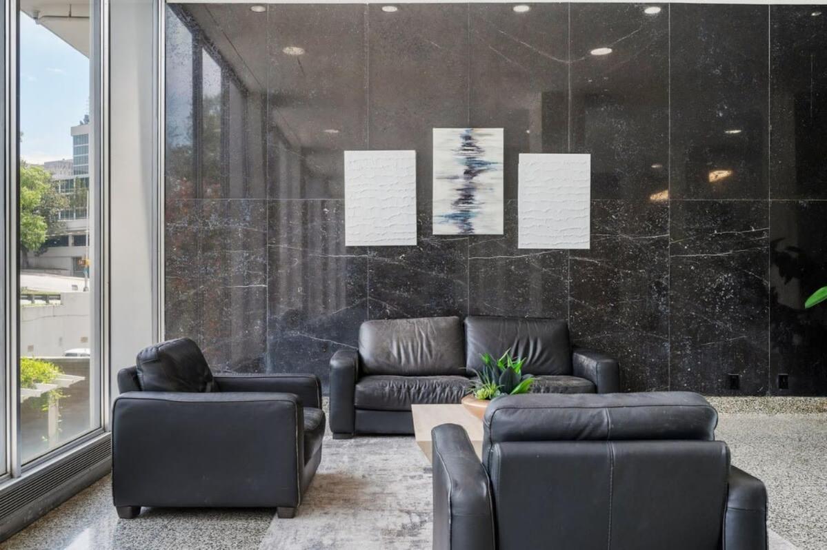 Downtown Atl Condo Onsite Parking King Bed & Bonus Room Lm1901 애틀랜타 외부 사진