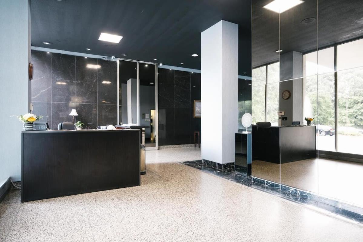 Downtown Atl Condo Onsite Parking King Bed & Bonus Room Lm1901 애틀랜타 외부 사진